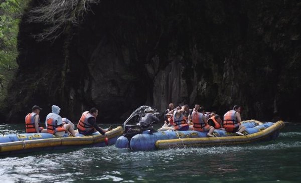 赢在策略 川渝百家旅行商到张家界西线景区踩线